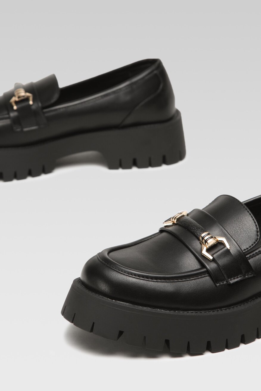 
                DeeZee - Loafersy na grubej podeszwie - 5904862552408