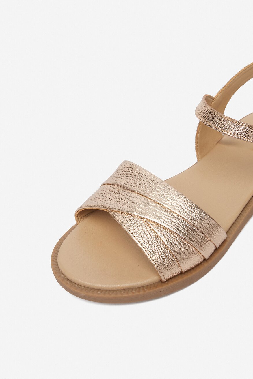 
                Сандалі Lasocki ЗОЛОТИЙ - 5906751746493