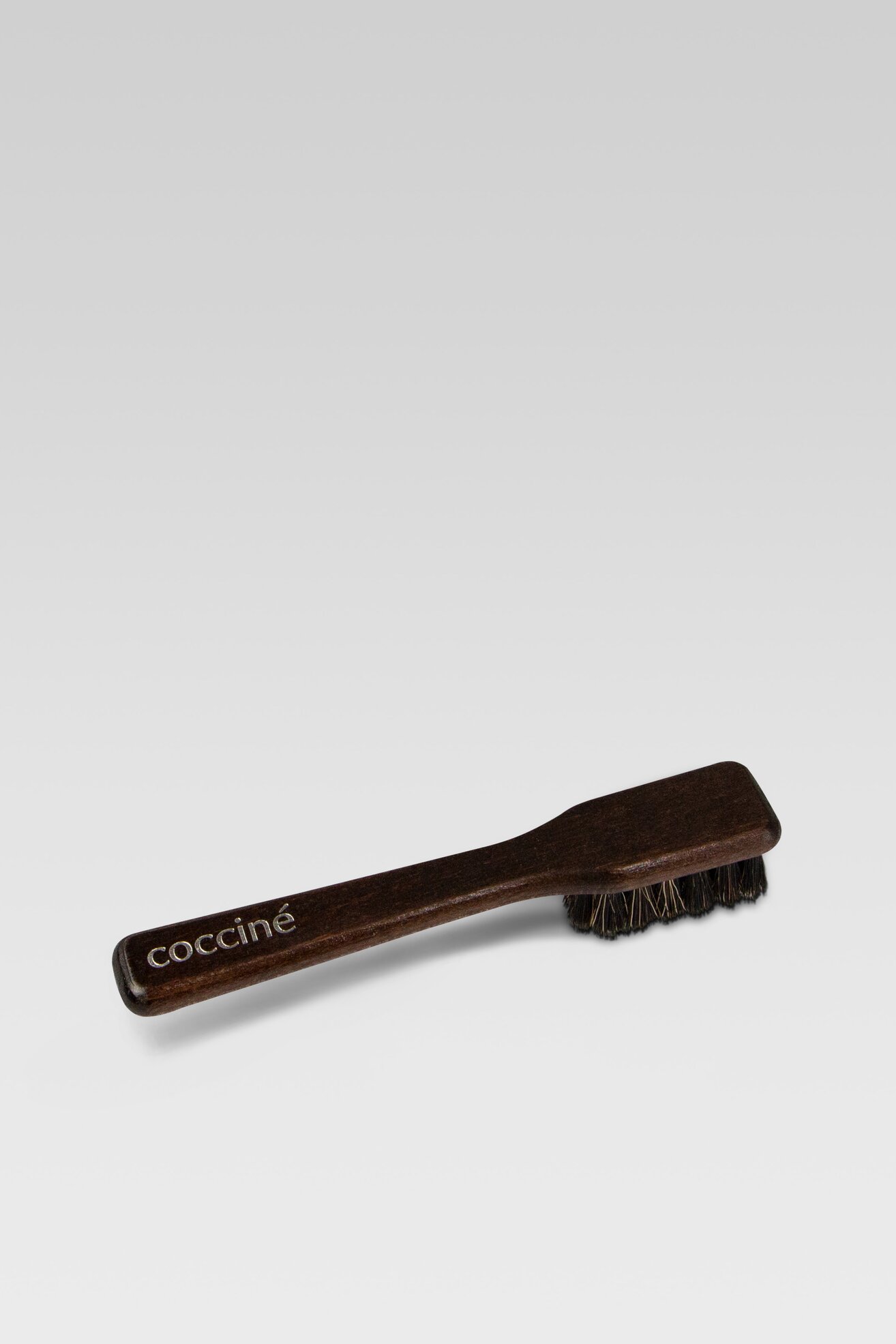 Četka za poliranje obuće Coccine SZCZOTKA MAZAK Z WŁOSIA KOŃSKIEGO CIEMNY ORZECH BRAON