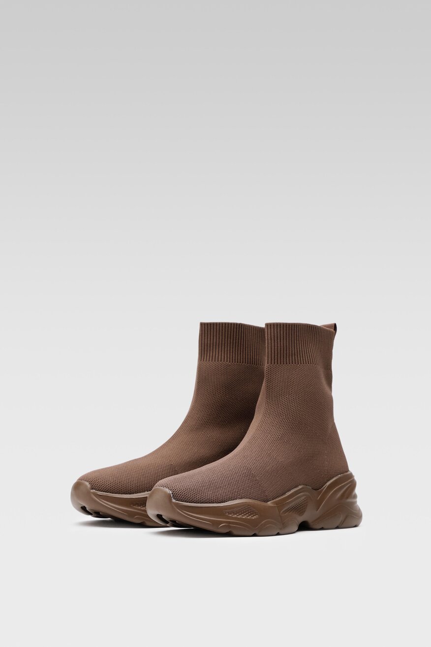 
                Jenny Fairy - Botki brązowe - 5904862215327