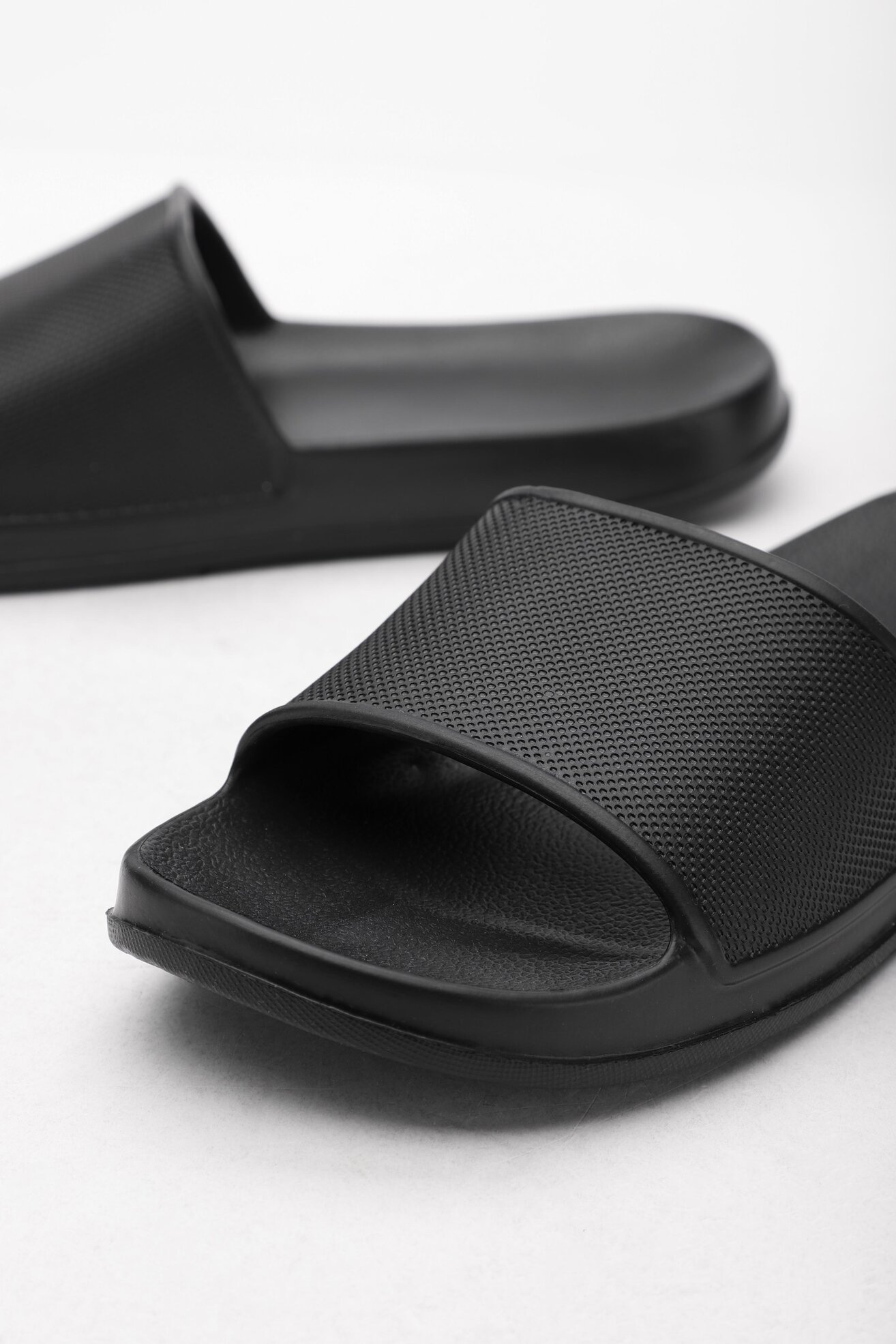 Klapki basenowe Coqui 7082-100-2200 Czarny