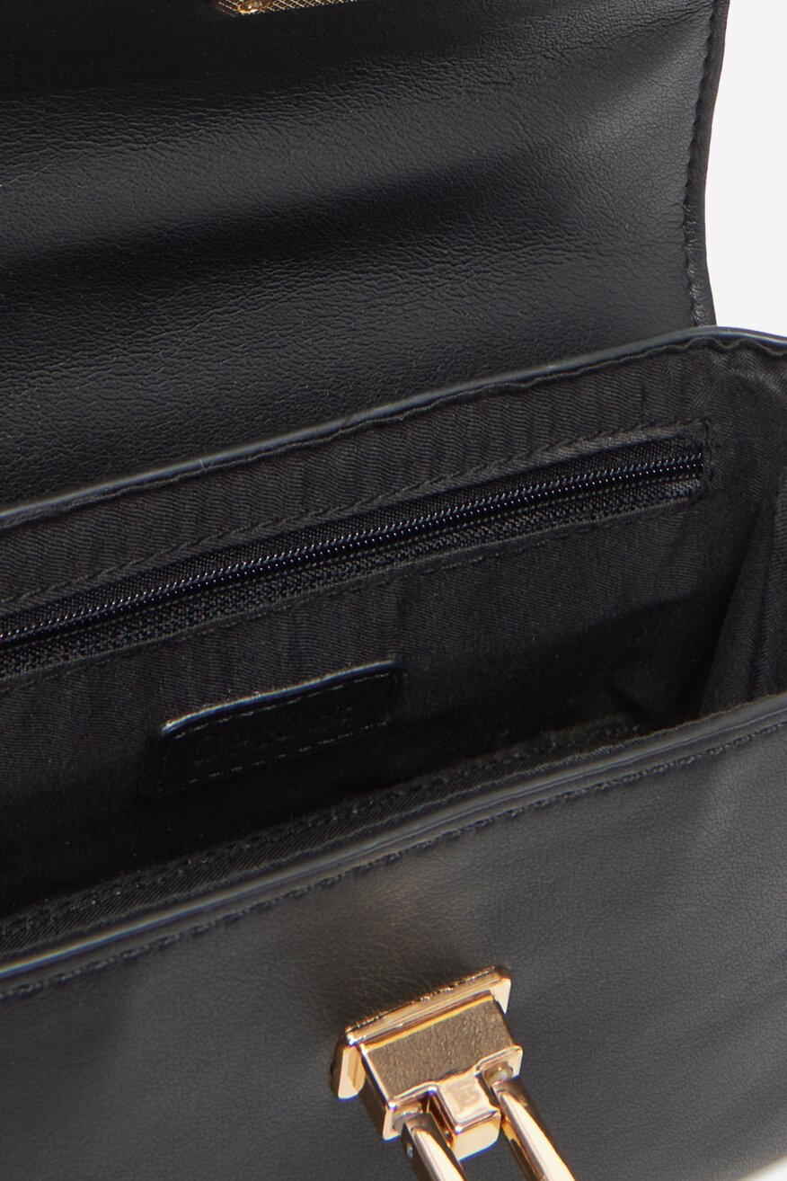 
                        Kézitáska DeeZee DZE-S-022-07 FEKETE - 5906751132258