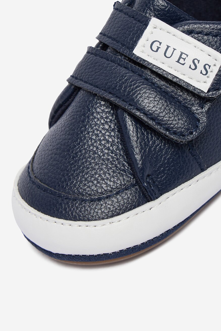 
                Напівчеревик GUESS ТЕМНО-СИНІЙ - 5906751742112