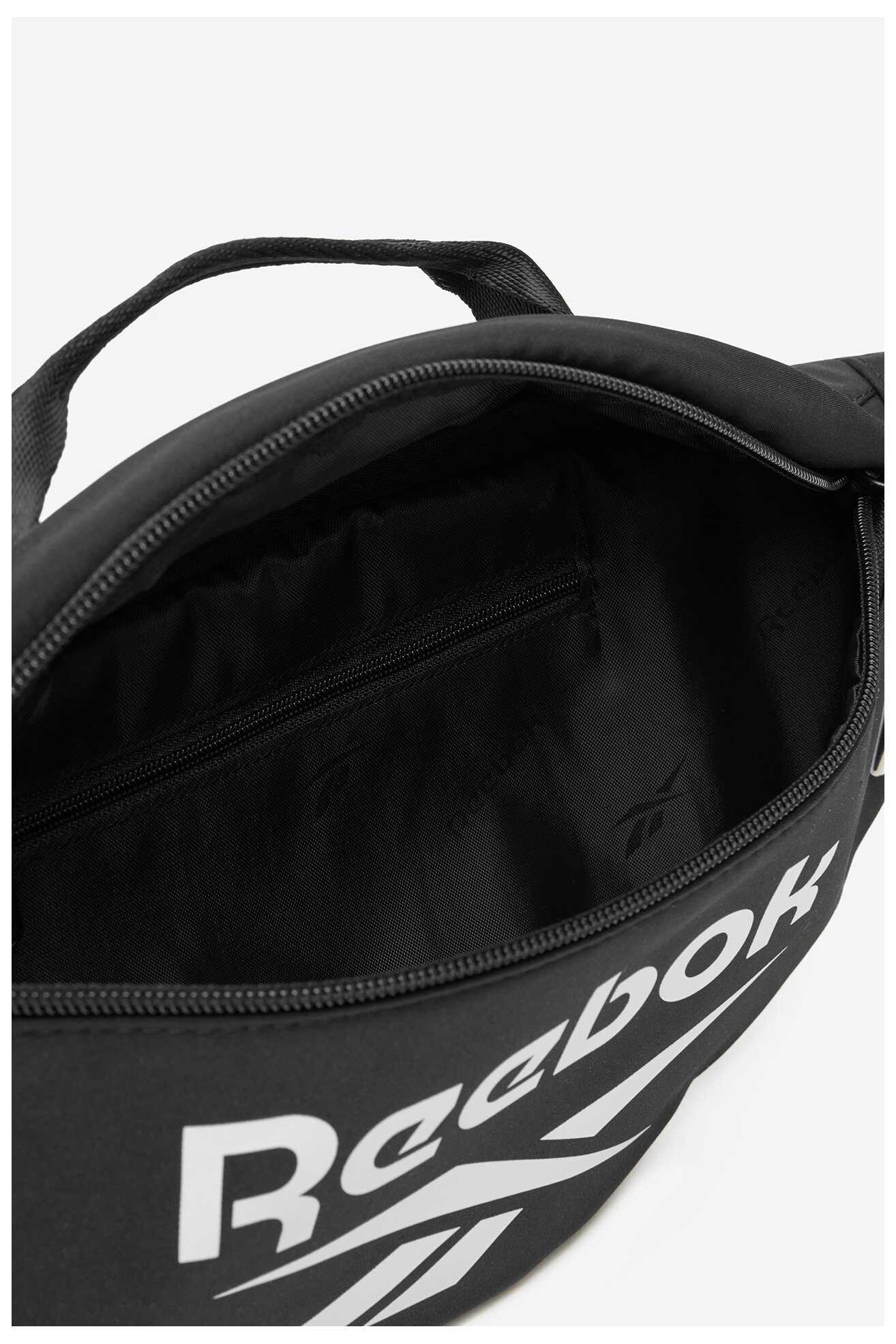 Torebka Reebok RBK-039-CCC-05 Czarny