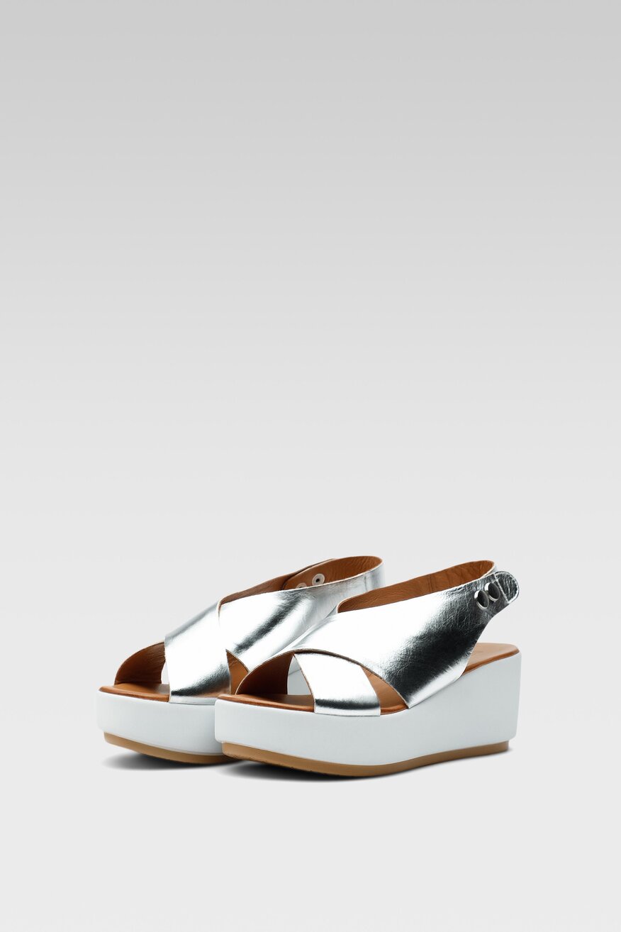 Inuovo - Sandały na koturnie - 5904248728236