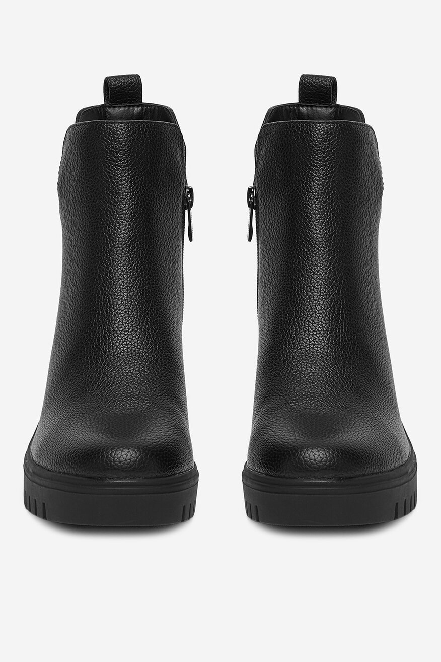 
                Kratke čizme Clara Barson CRNA - 5906751370599