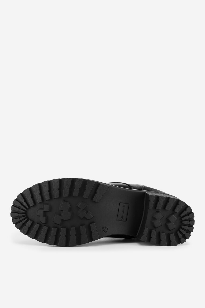 
                Боти Clara Barson ЧЕРЕН - 5905588909828