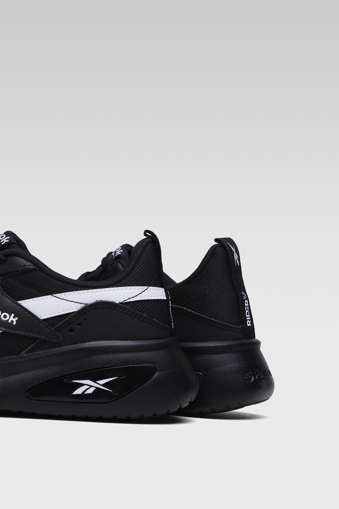 Obuwie sportowe Reebok RIDER V GZ4884 Czarny