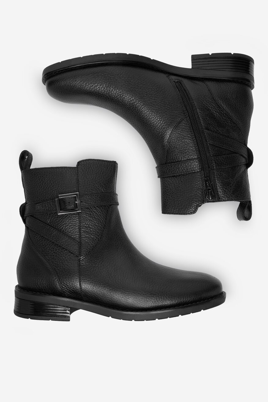 
                Kratke čizme Lasocki CRNA - 5906751325780