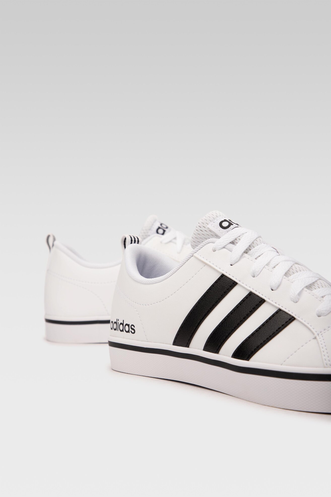 Sportska obuća adidas VS PACE FY8558 BELA