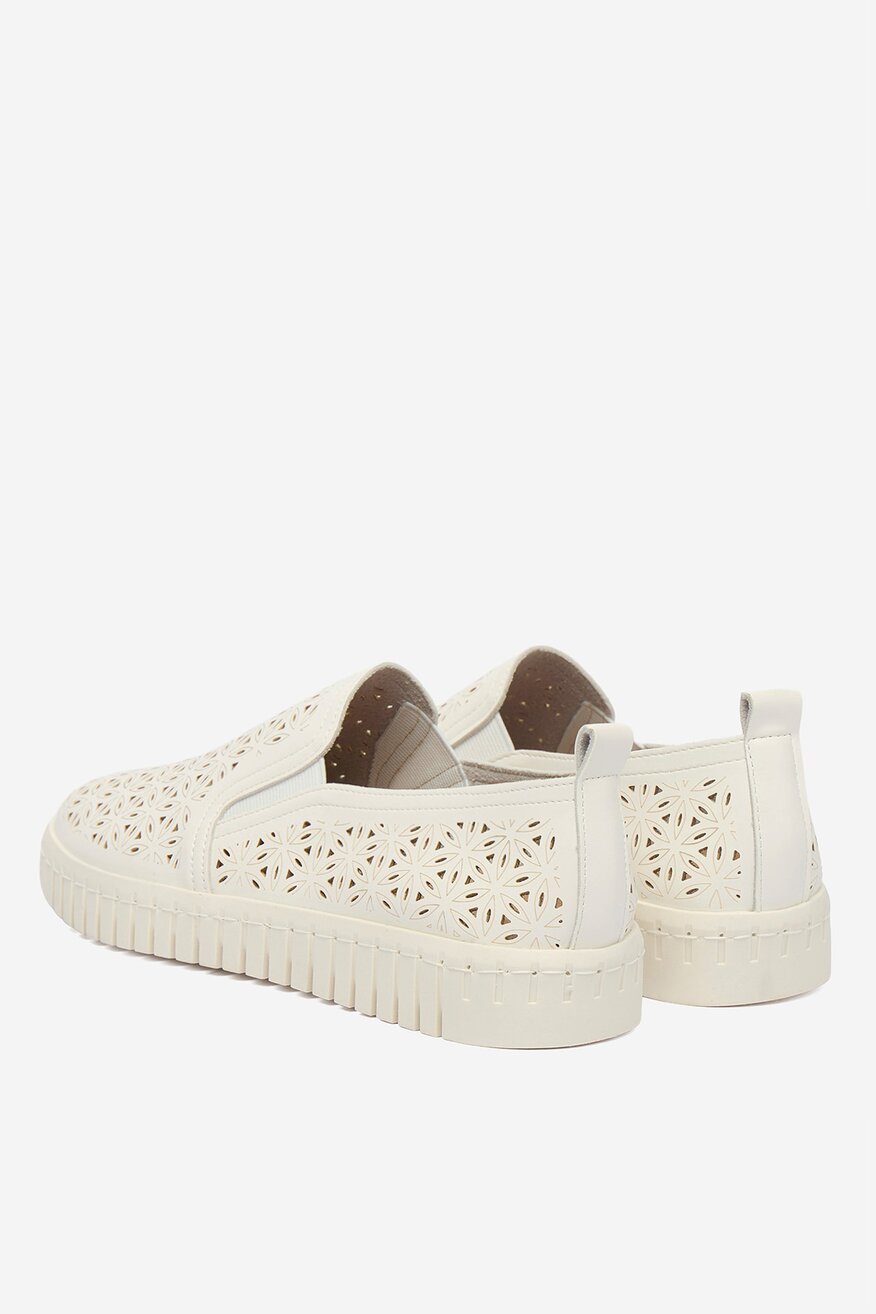 
                Go Soft - Półbuty - 5906751924860