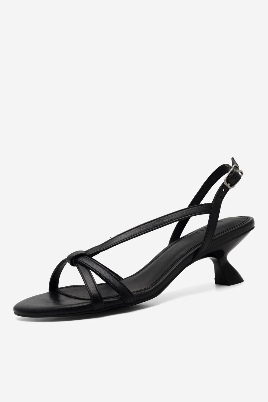 
                SIMPLE - Skórzane sandały czarne - 5904862667522