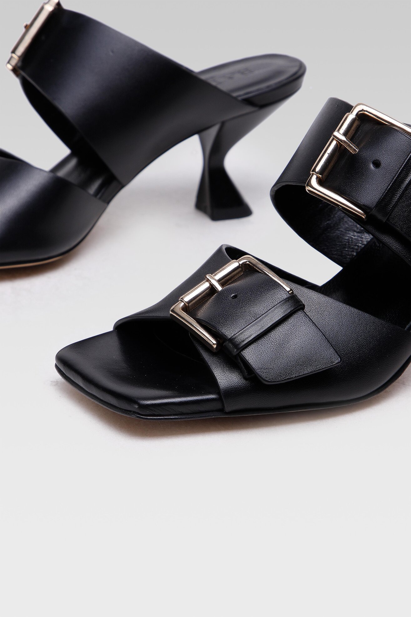 Klapki Badura 22902 Czarny