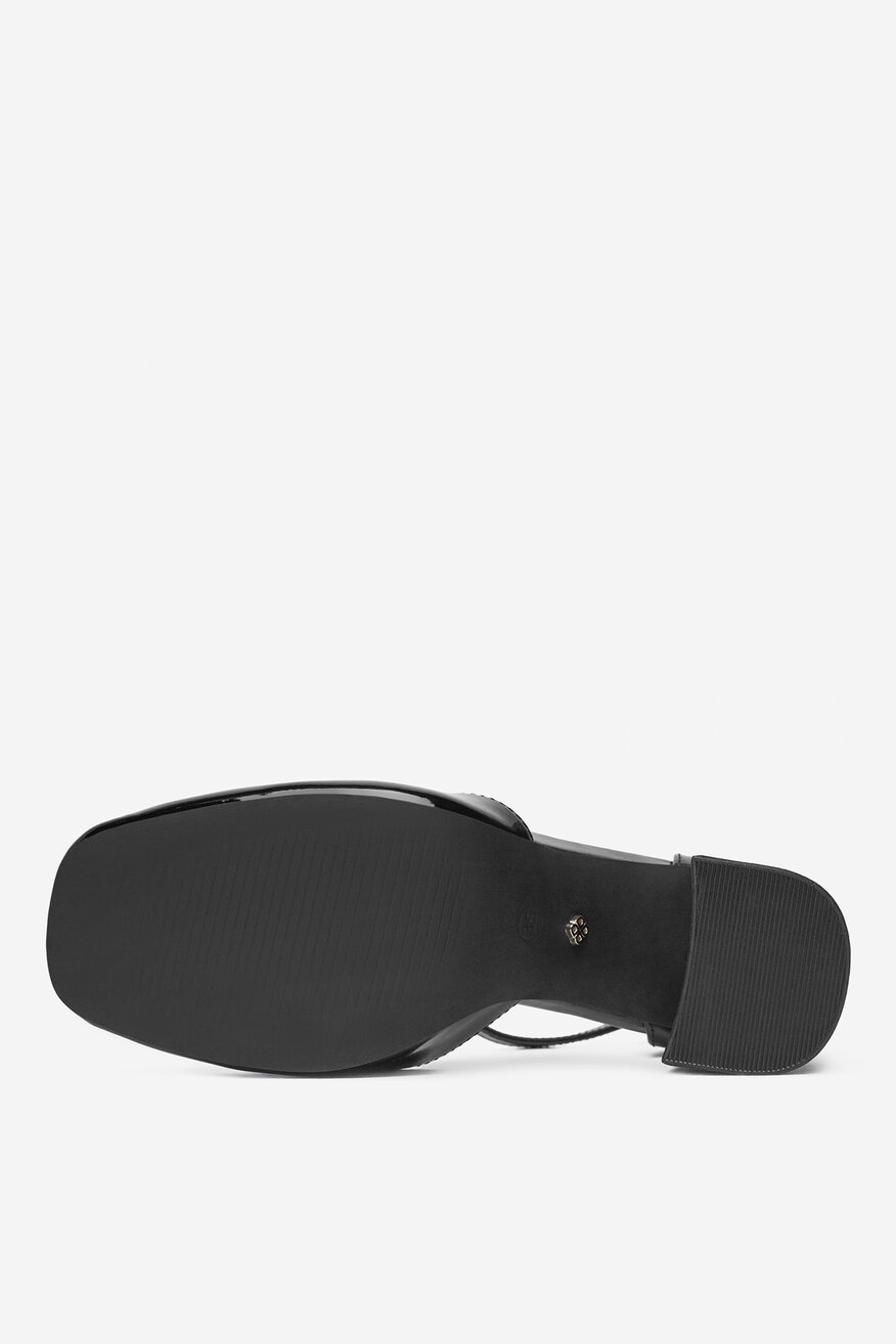 Pantofi cu toc DeeZee NEGRU - 5906751095133