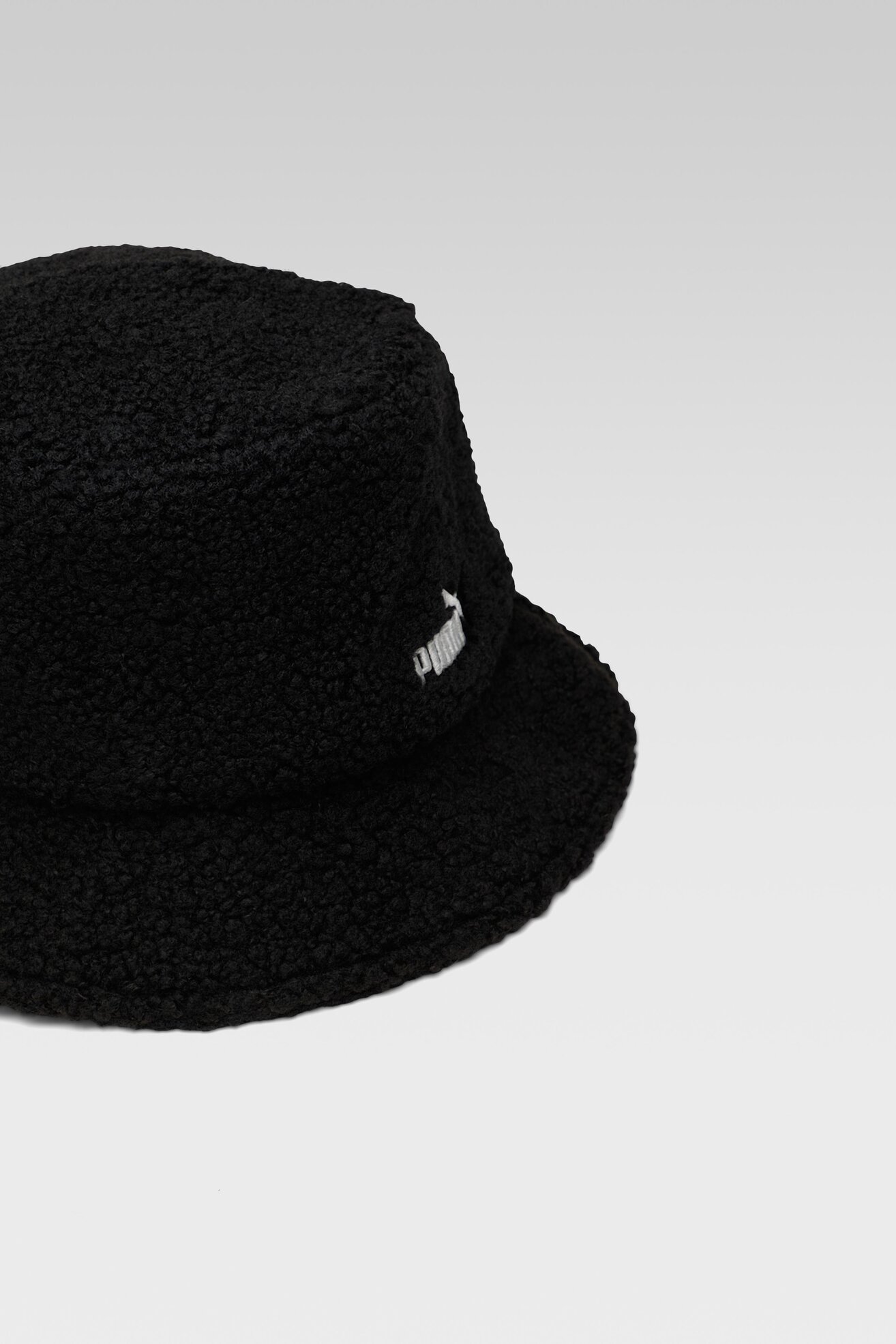 Kapelusz męski Puma CORE WINTER BUCKET 2424901 Czarny