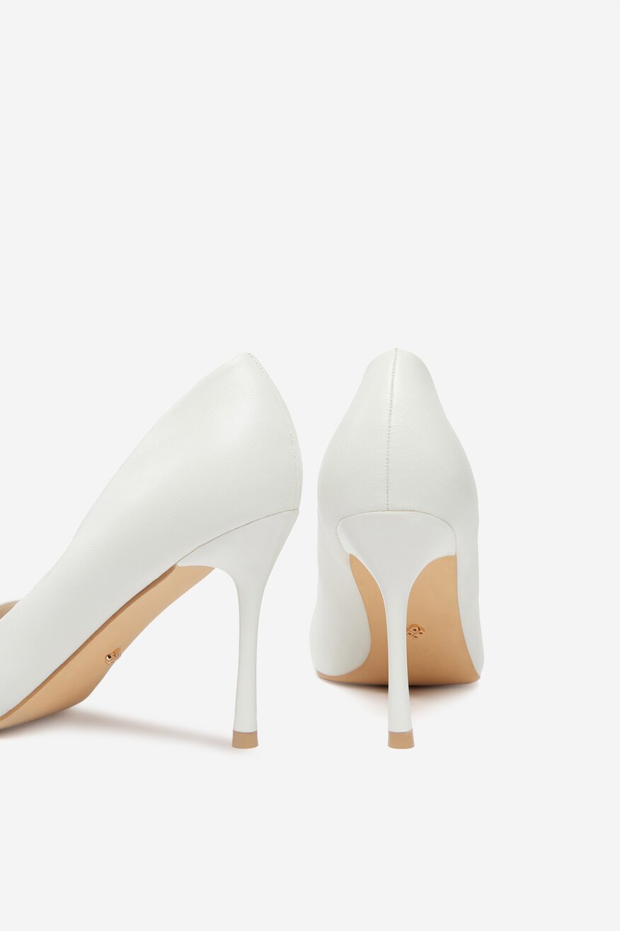 
                DeeZee - Czółenka na szpilce - 5906751082812