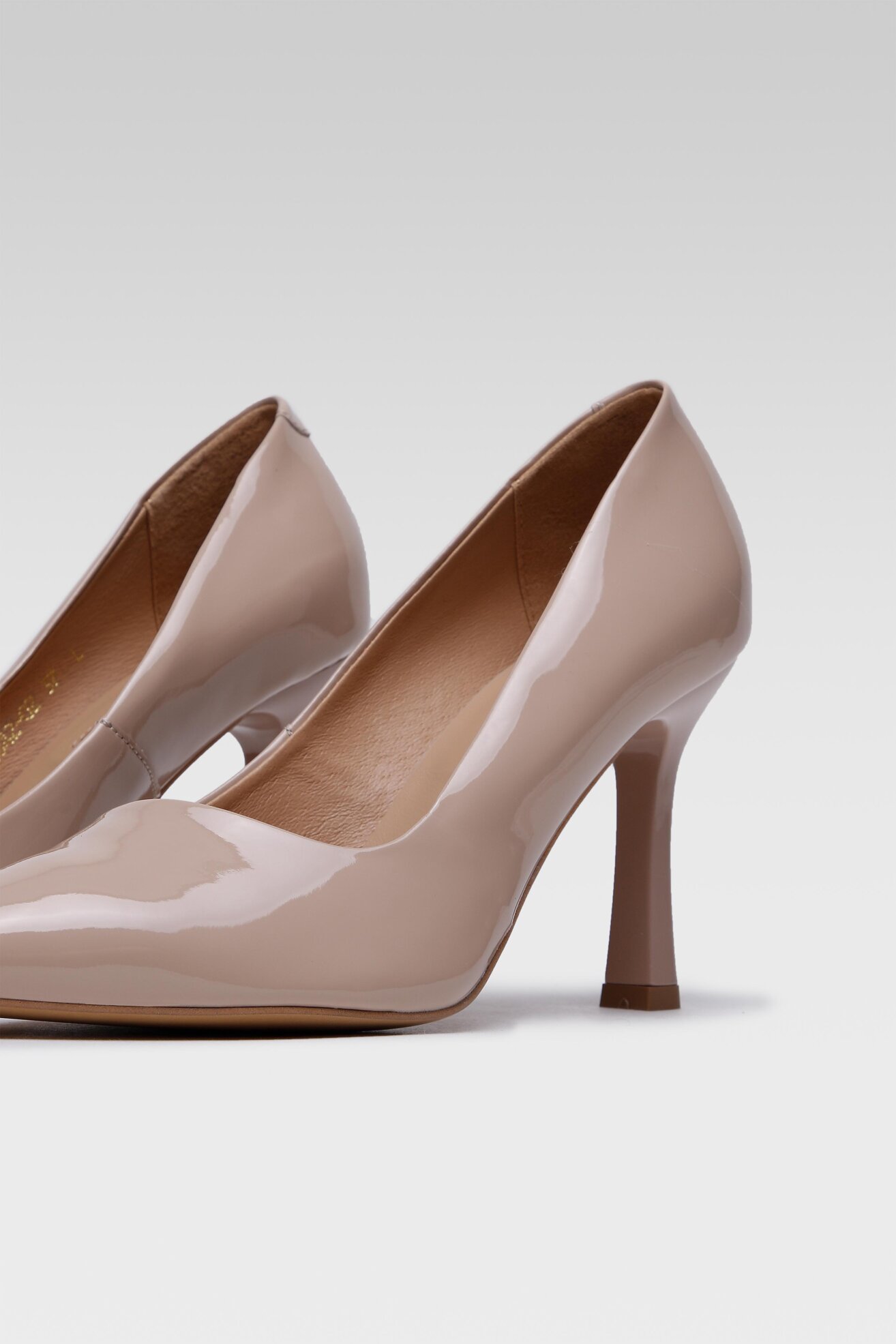 Czółenka Lasocki 4842-02L Beżowy ciemny