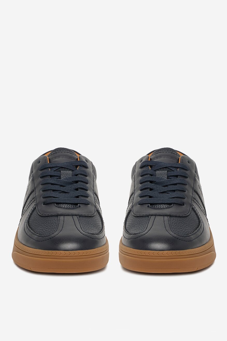 
                Кросівки GUESS JEANS ТЕМНО-СИНІЙ - 5906751954805