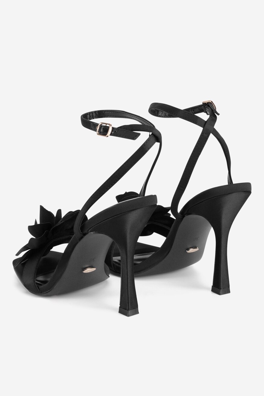 
                Sandale DeeZee NEGRU - 5904862892481