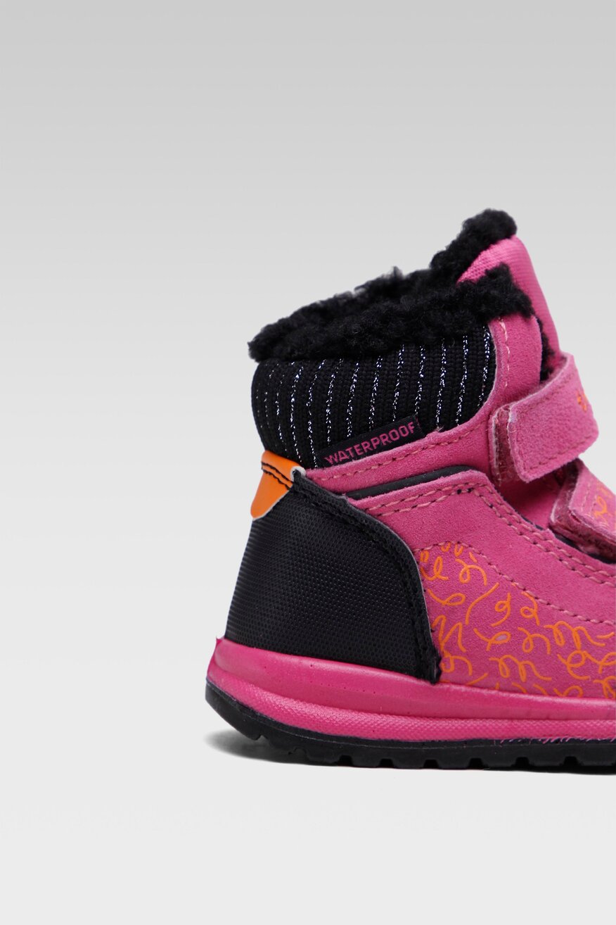 
                Twisty - Trzewiki zamszowe - 5904248143282