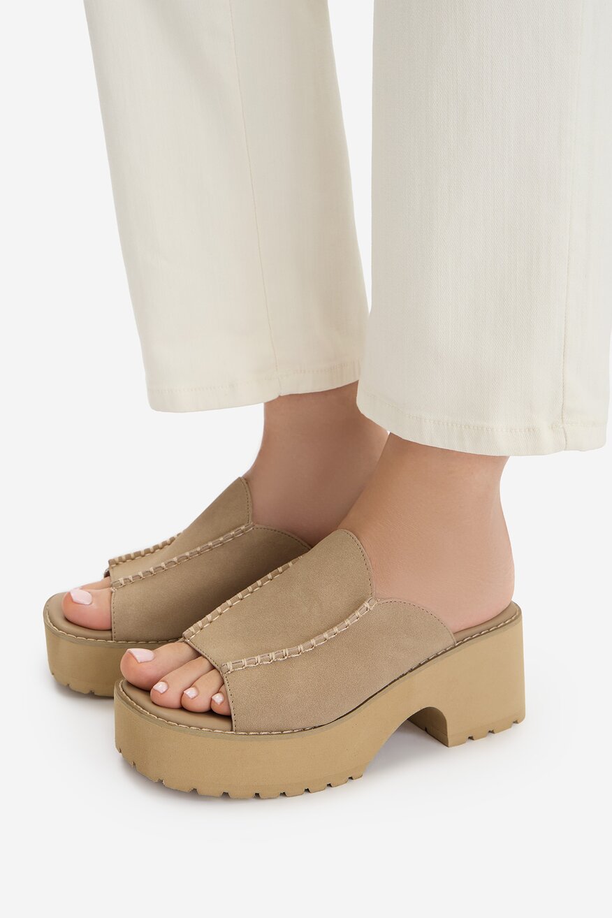 
                Jenny - Klapki - 5906751942529