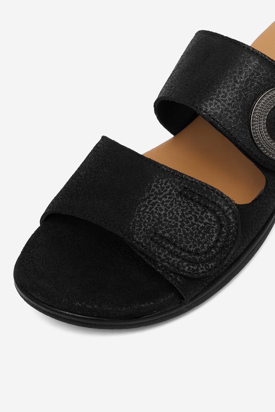 
                Go Soft - Klapki skórzane - 5907964009344