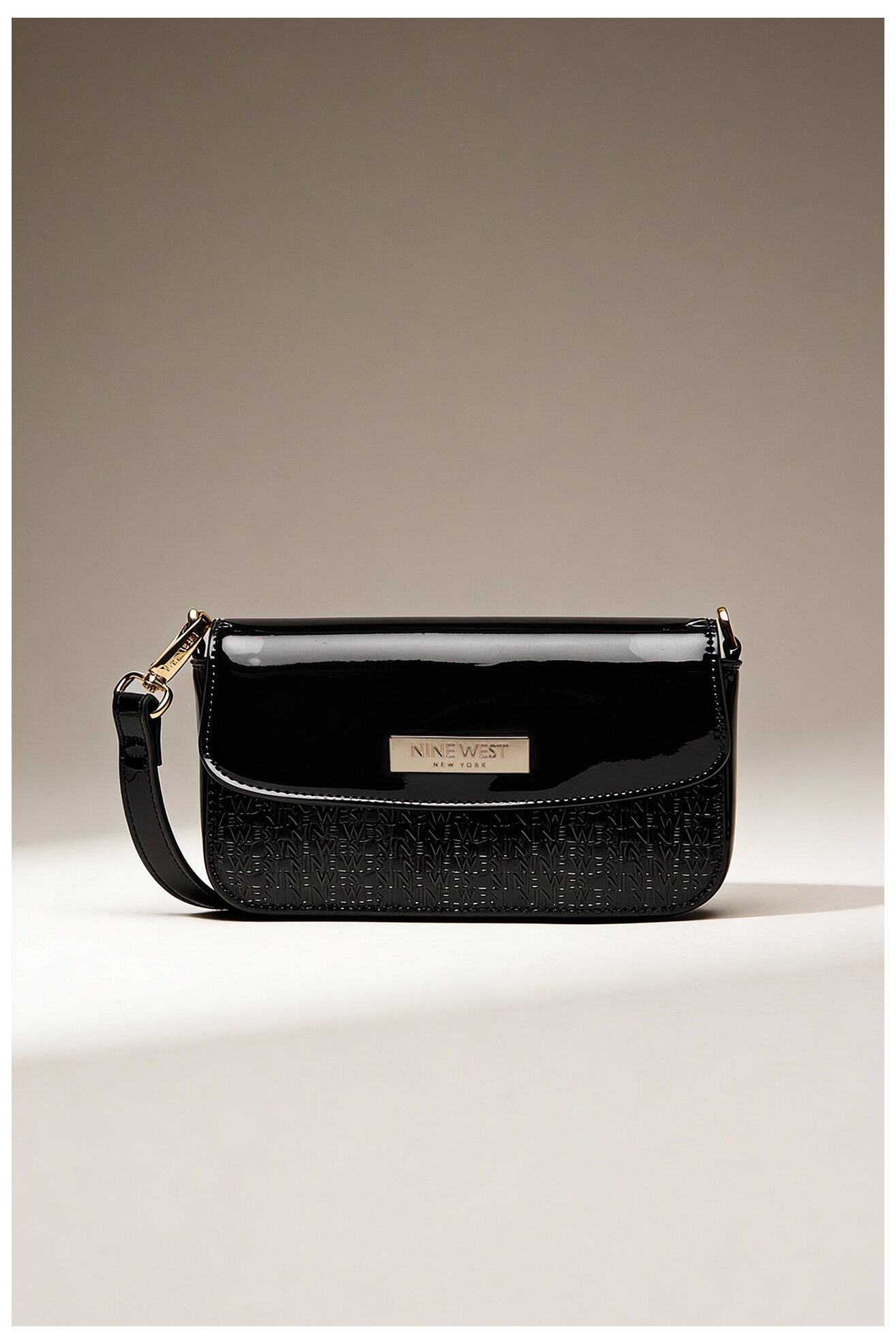 Дамска чанта NINE WEST CEO-MISSISIPI-I-LDA8009 ЧЕРЕН