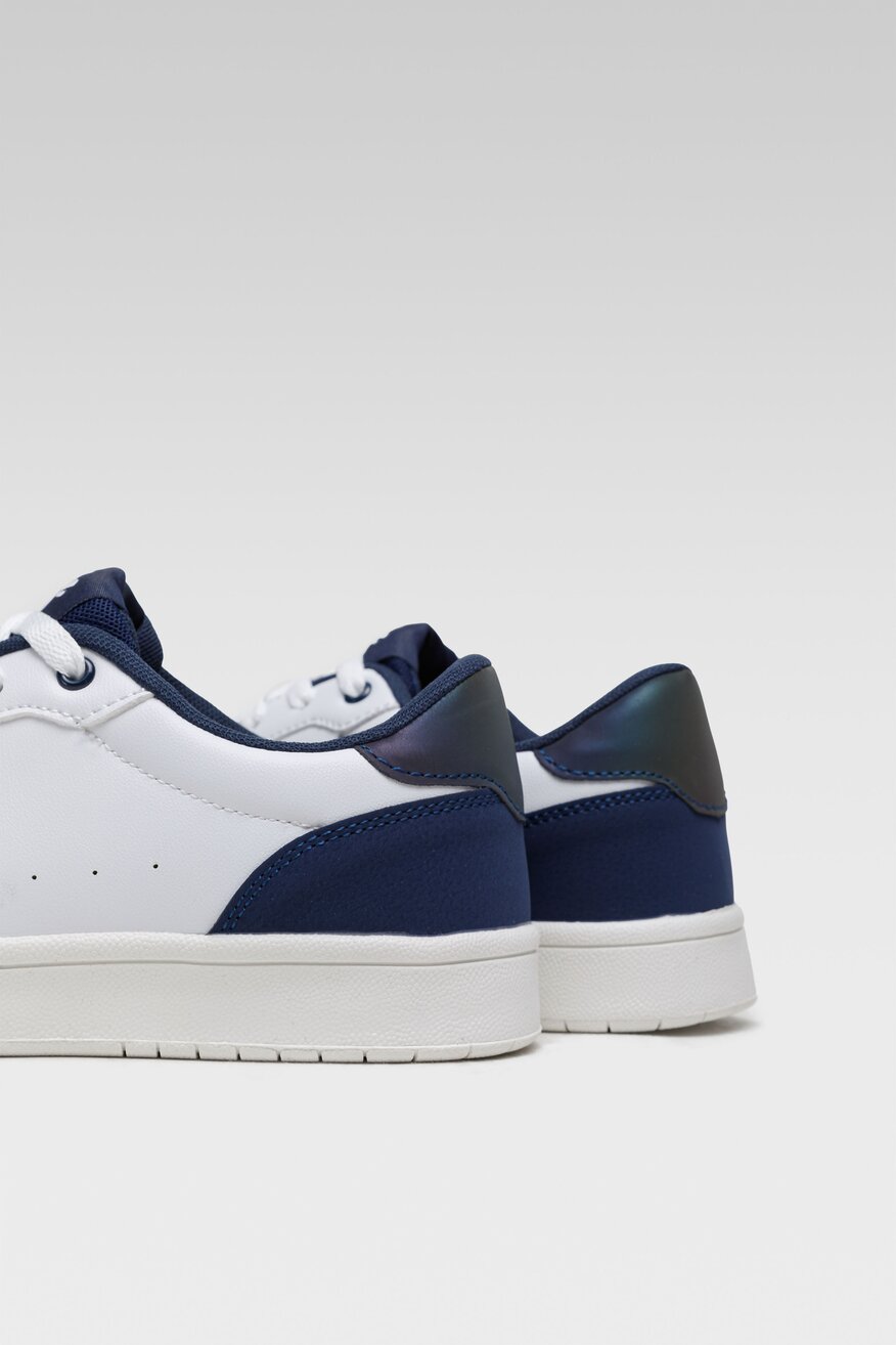 OMENAA FOUNDATION - Sneakersy - 5904248625146