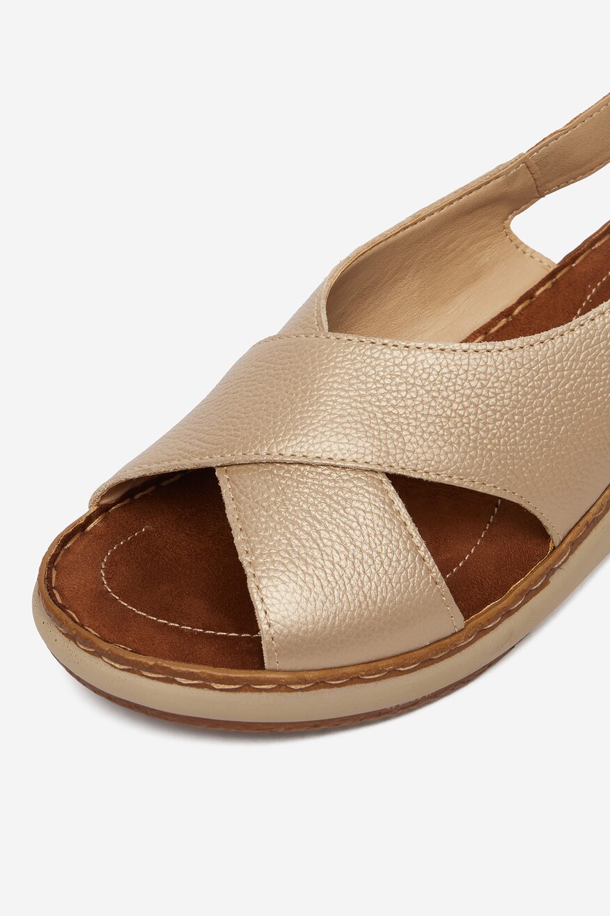 
                Сандалі Lasocki БЕЖЕВИЙ - 5906751856154