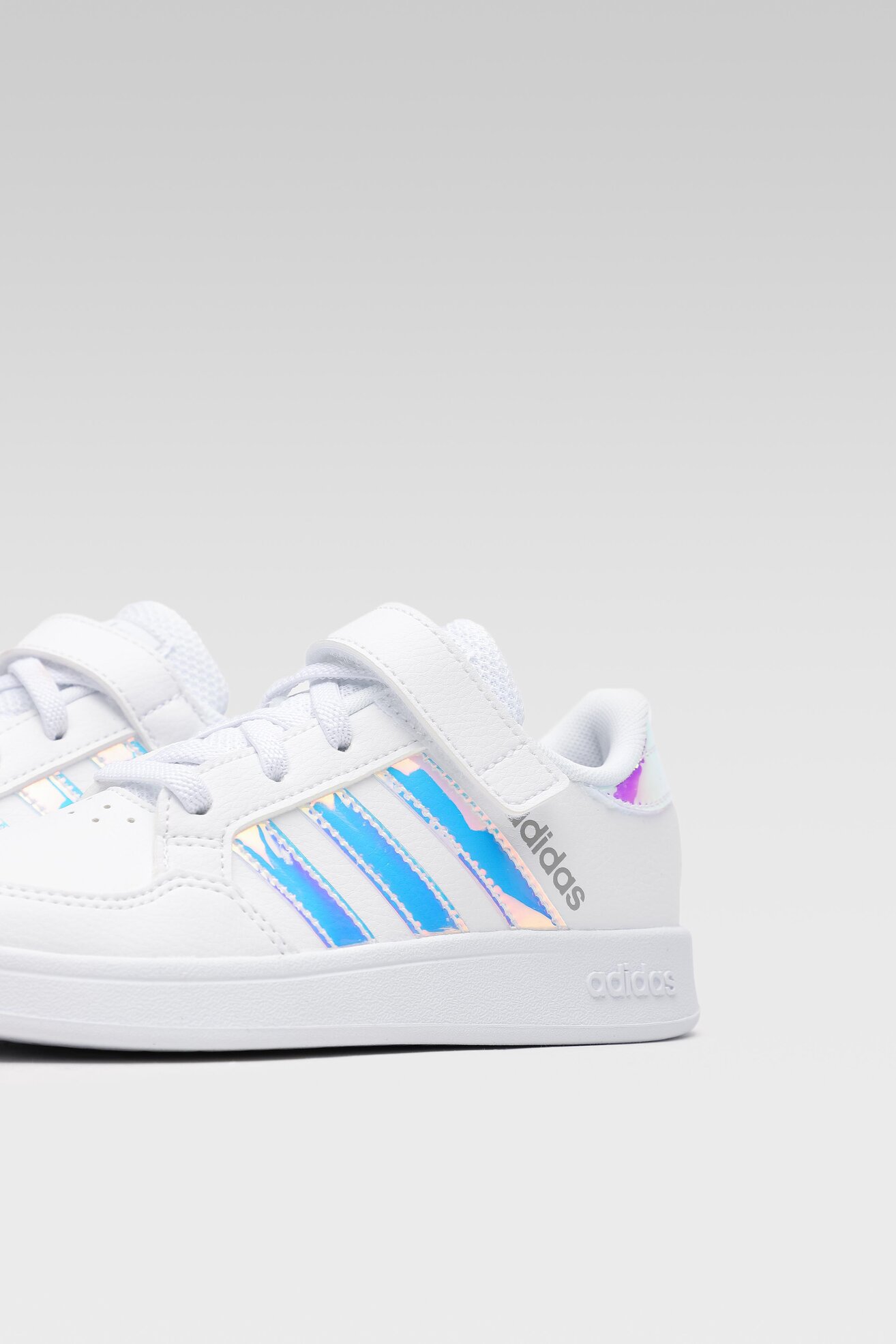 Obuwie sportowe adidas BREAKNET C GW2326 Biały