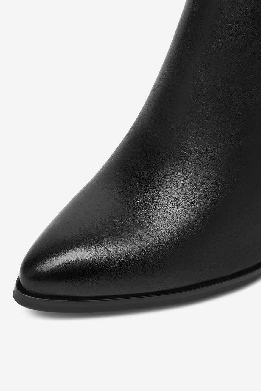 
                Боти DeeZee ЧЕРЕН - 5904410889499