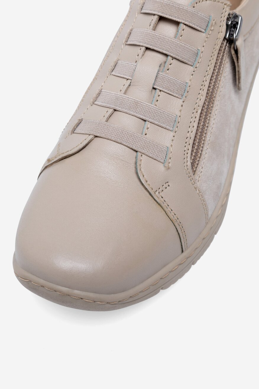 Go Soft - Półbuty skórzane na koturnie - 5905588384687