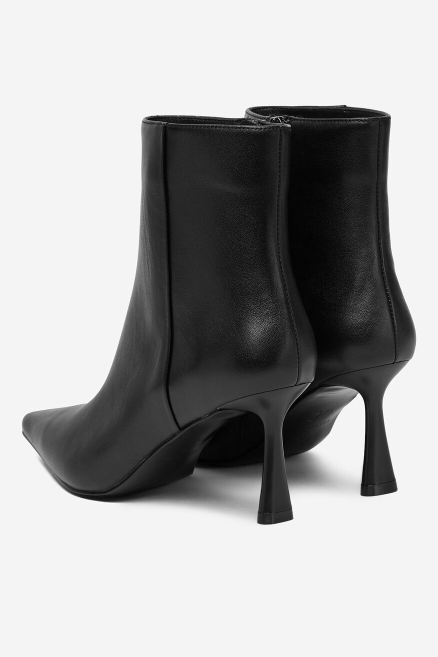 
                Боти EVA MINGE ЧЕРЕН - 5906751282960