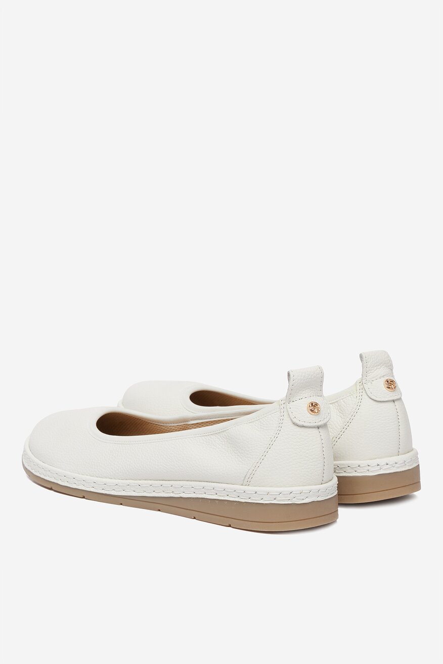 
                Балетки Lasocki БІЛИЙ - 5906751585788