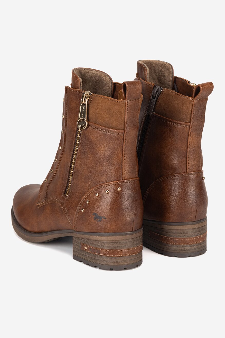 
                Csizma Mustang BARNA - 5905588860457