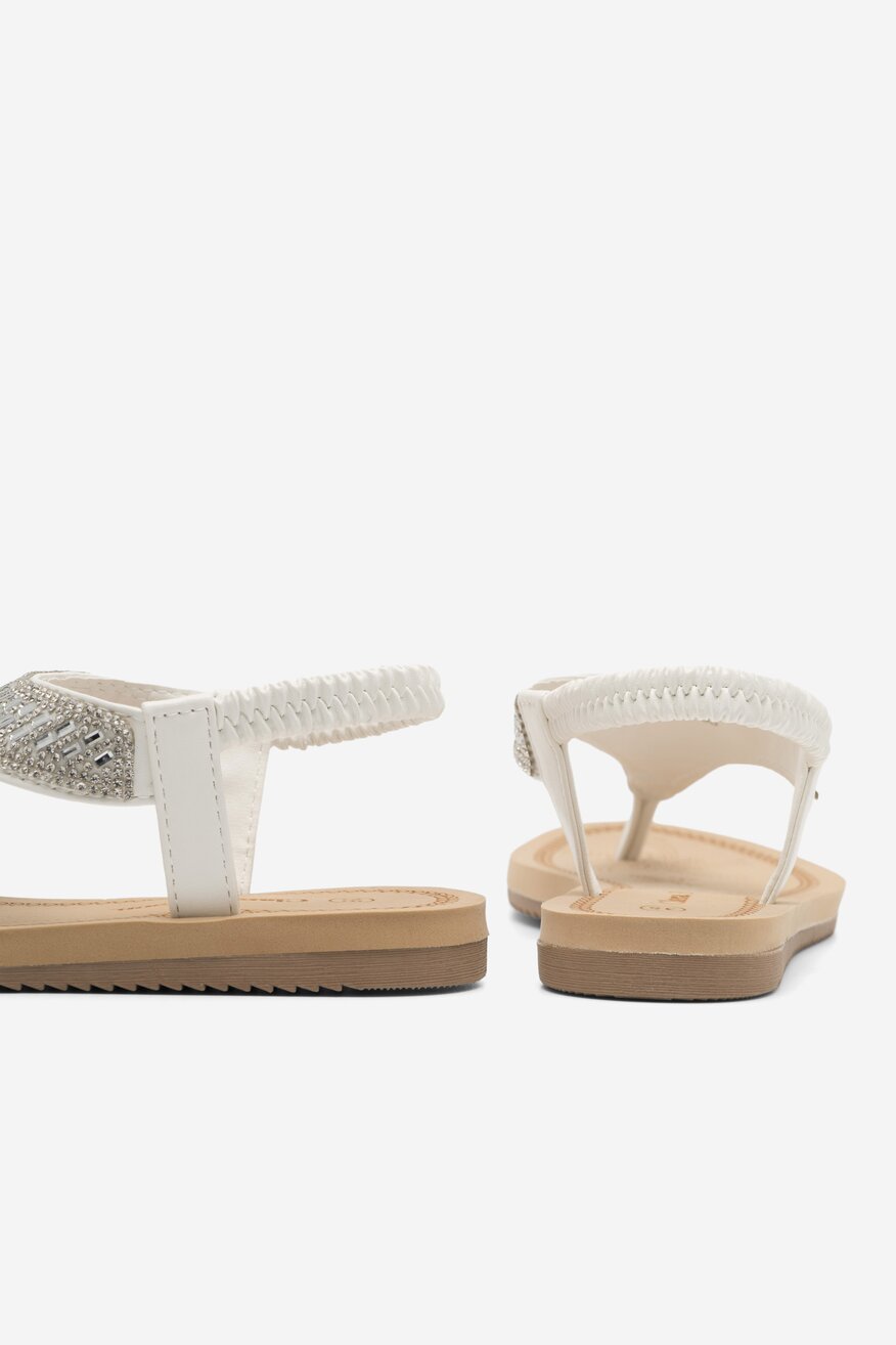 
                Clara Barson - Sandały srebrne - 5904862750125