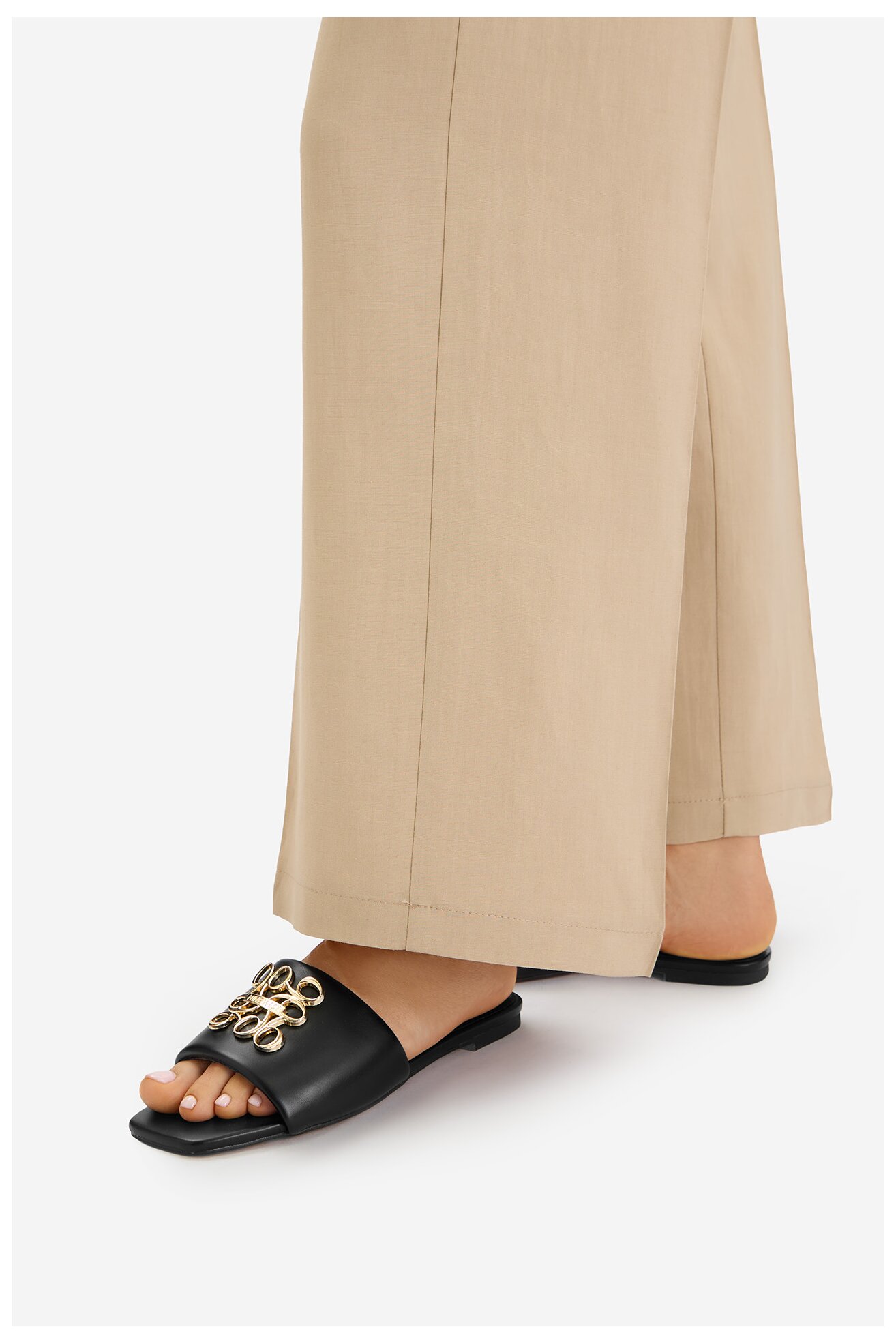 Шльопанець NINE WEST CEO-SMRL393663-02 ЧОРНИЙ