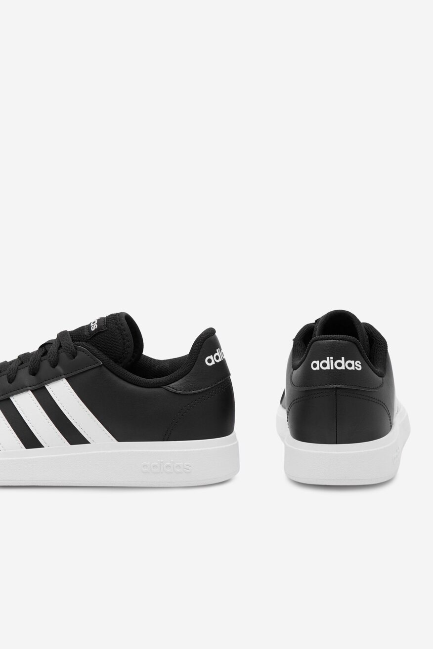 
                Sportska obuća ADIDAS CRNA - 5905588187370