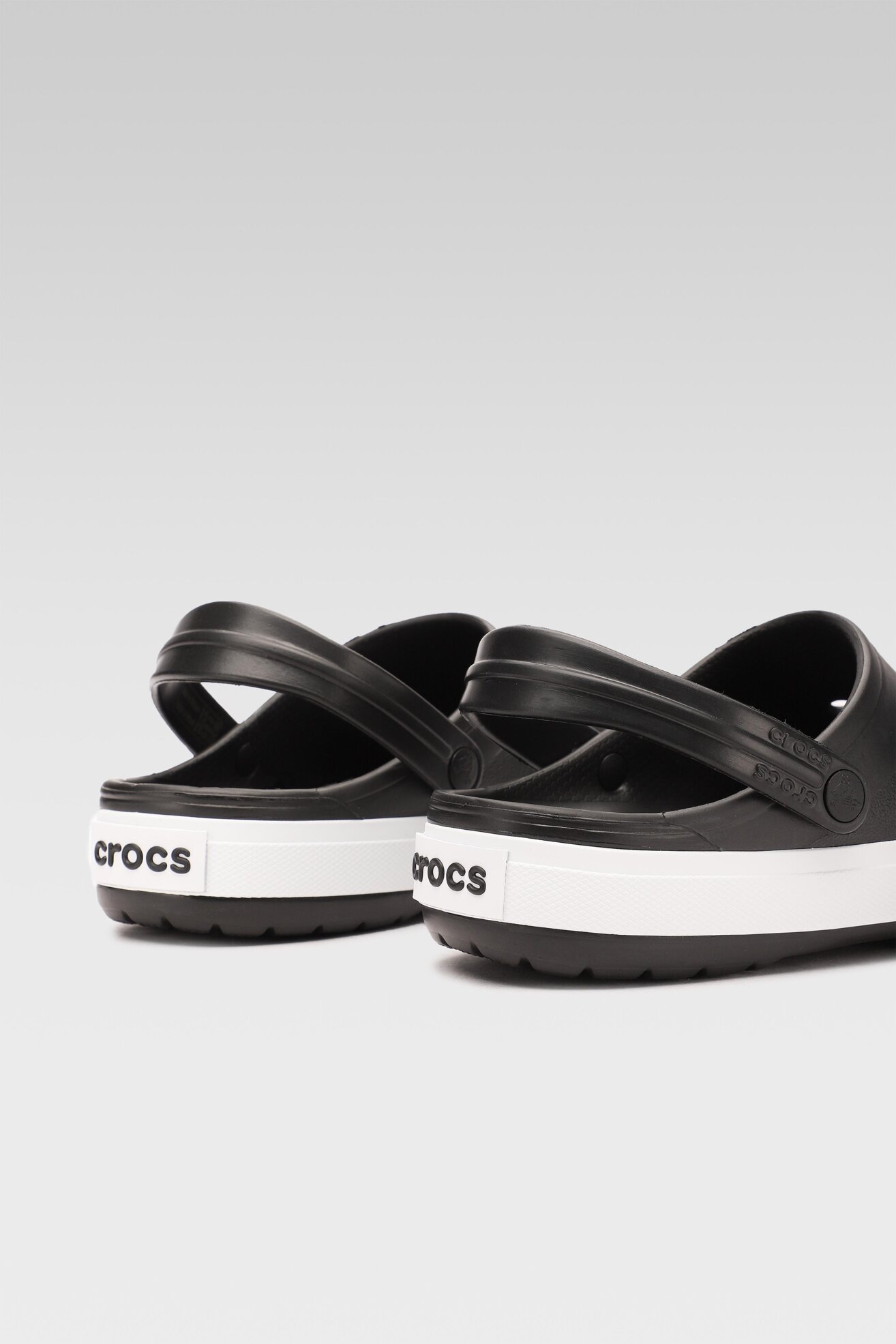 Klapki basenowe Crocs 11989-060 Czarny