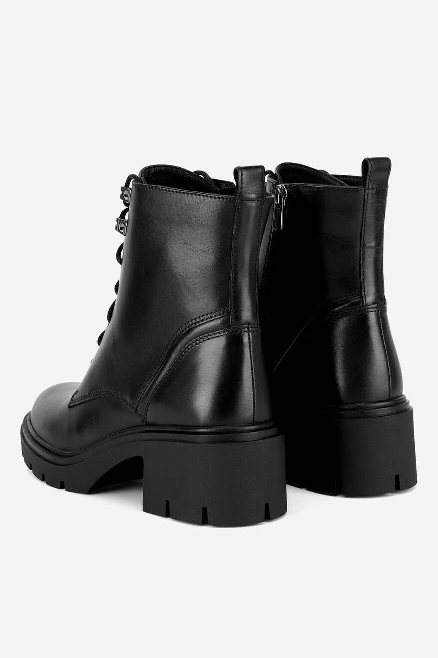 
                Боти Lasocki ЧЕРЕН - 5905588851097