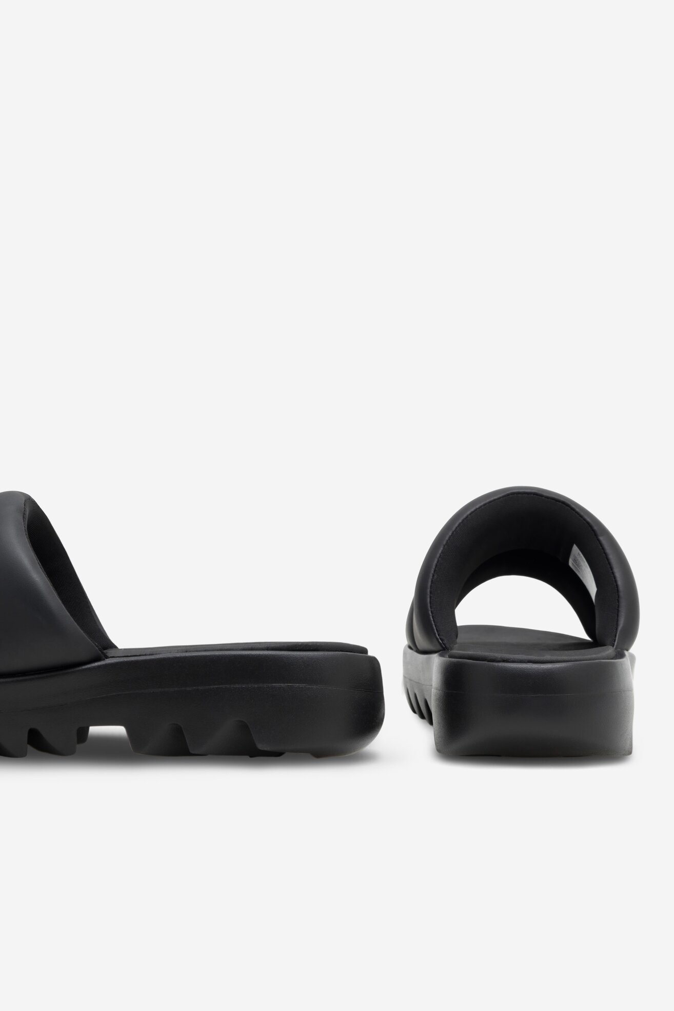 Klapki Reebok CARDI SLIDE HP2217 Czarny