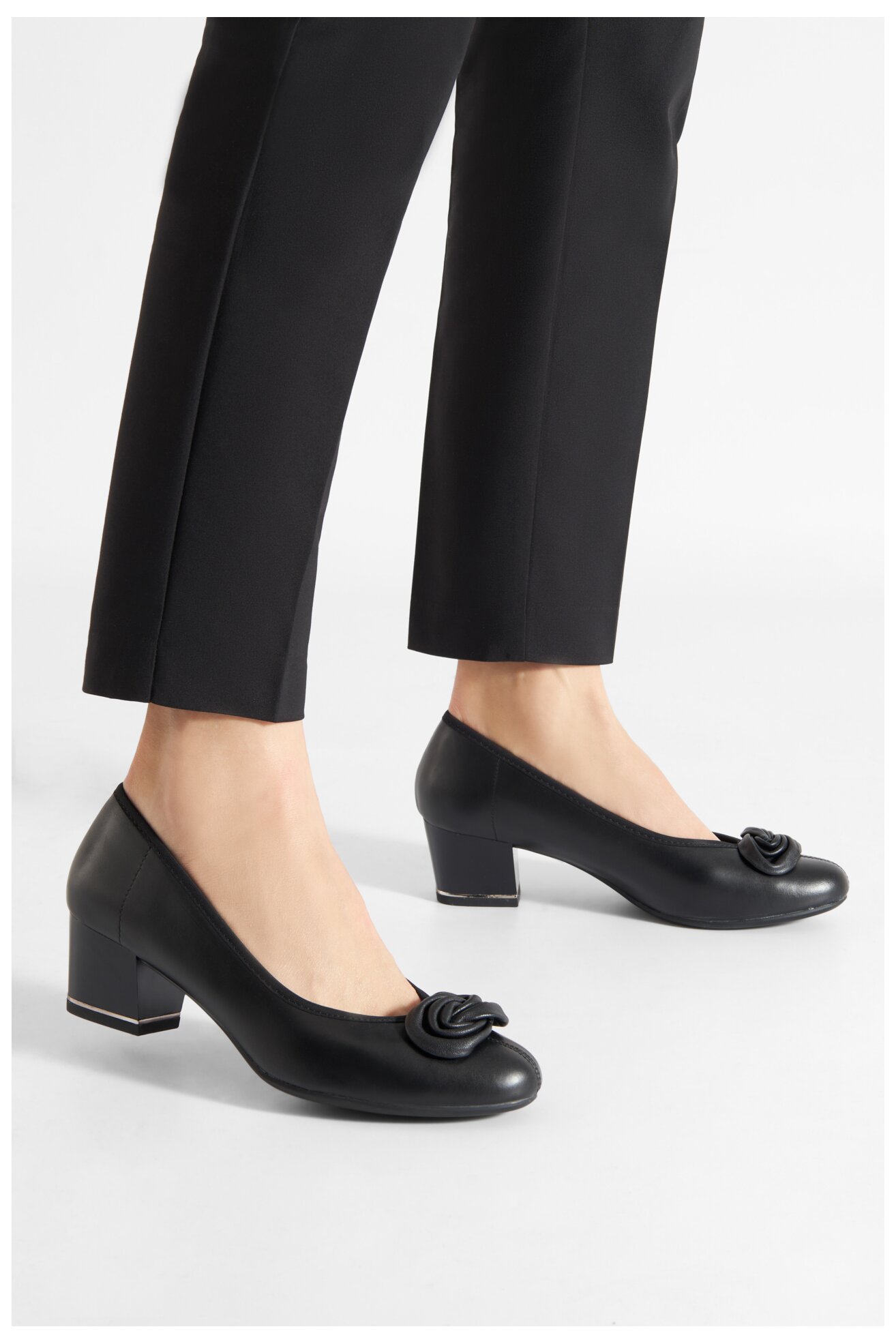 Czółenka Lasocki WYL3606-1Z Czarny