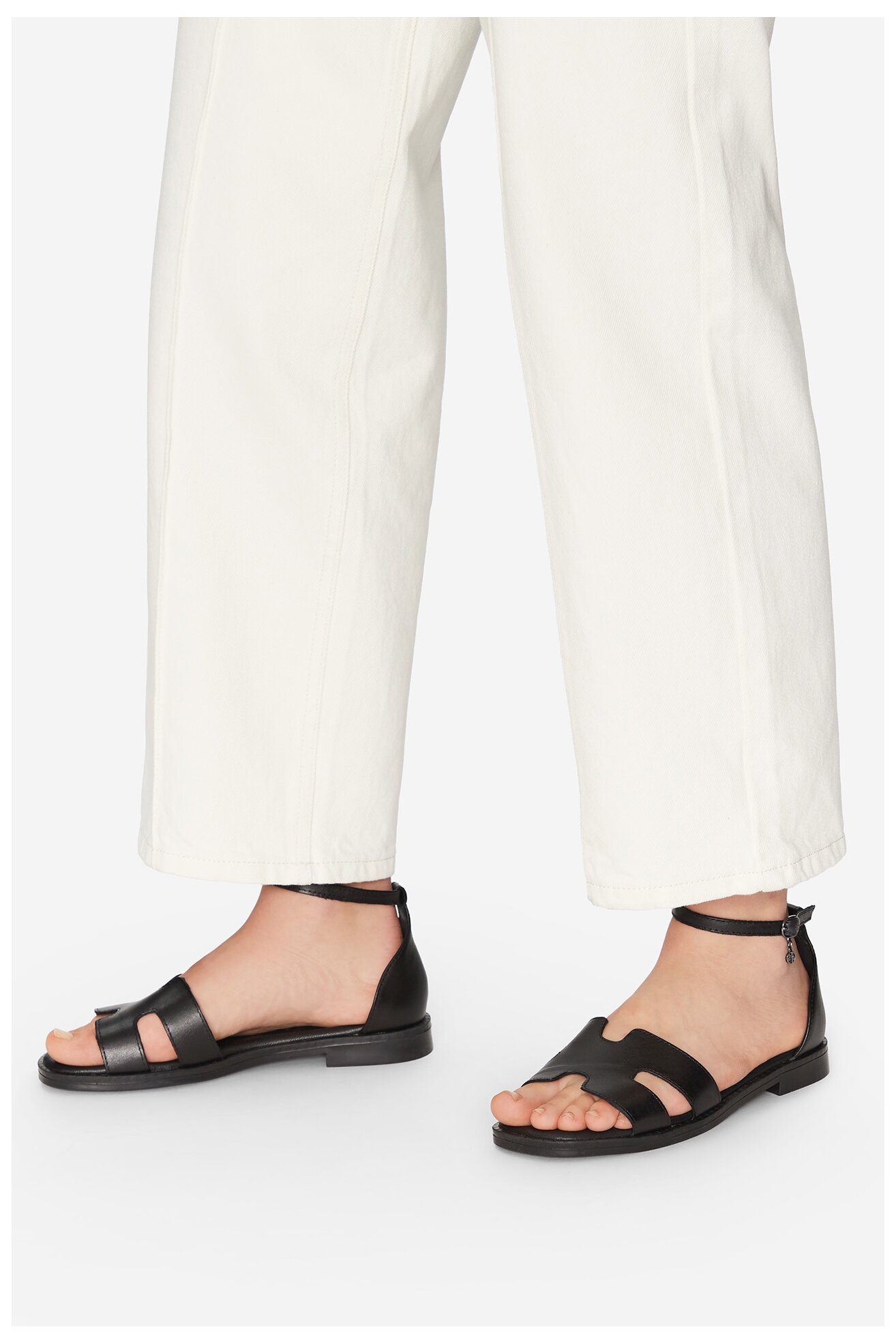 Sandale Lasocki RST-EMIE-28 CRNA