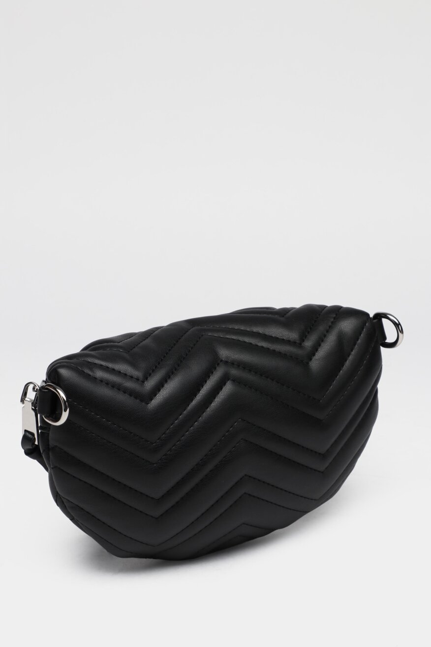 
                DeeZee - Saszetka nerka pikowana czarna - 5903698401676