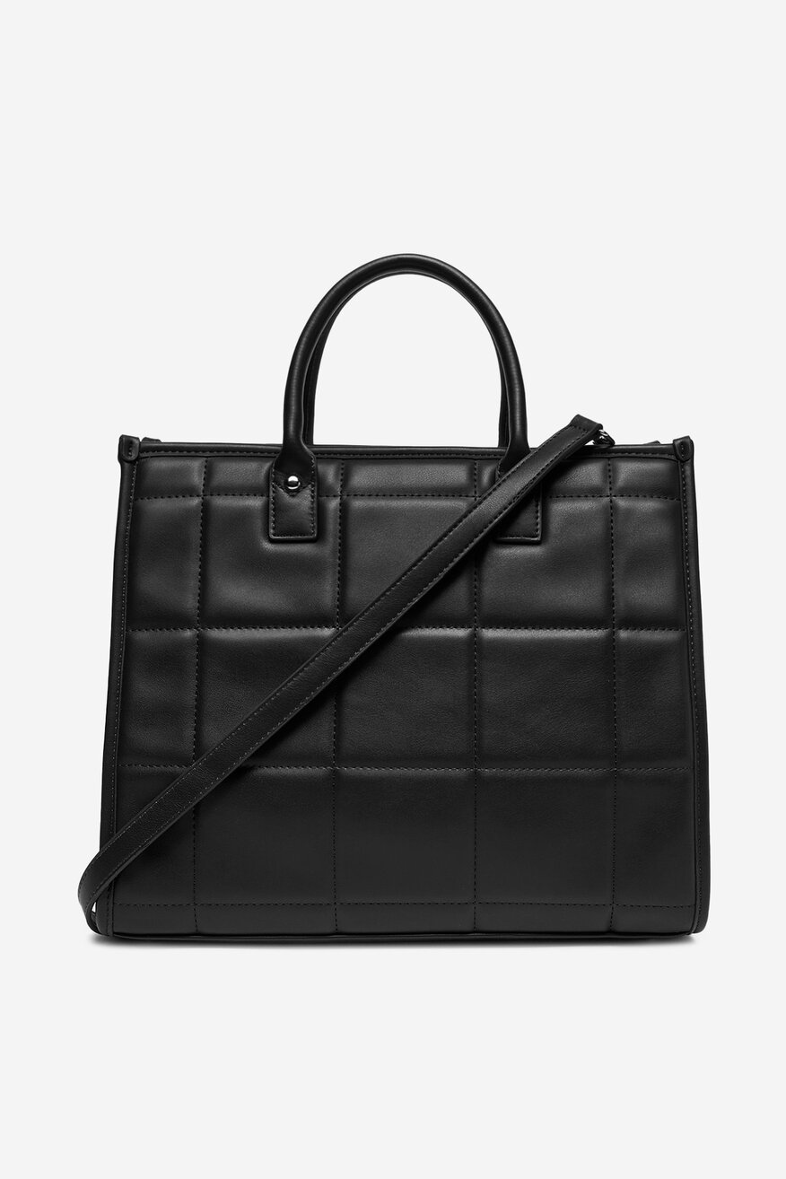 
                Kézitáska Mexx FEKETE - 5906751272107