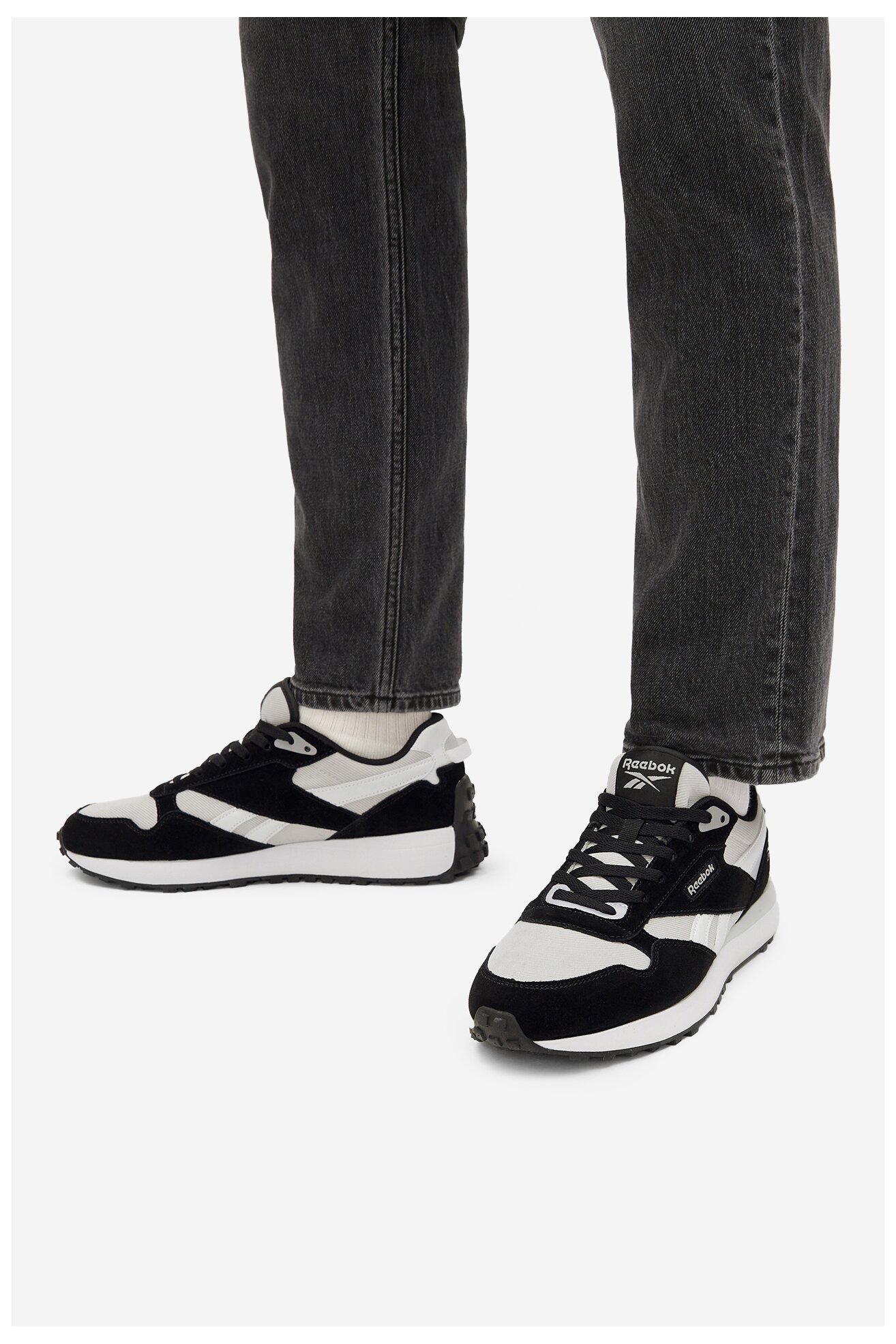 Кросівки спортивні Reebok DRIVE AR30296MBSW ЧОРНИЙ