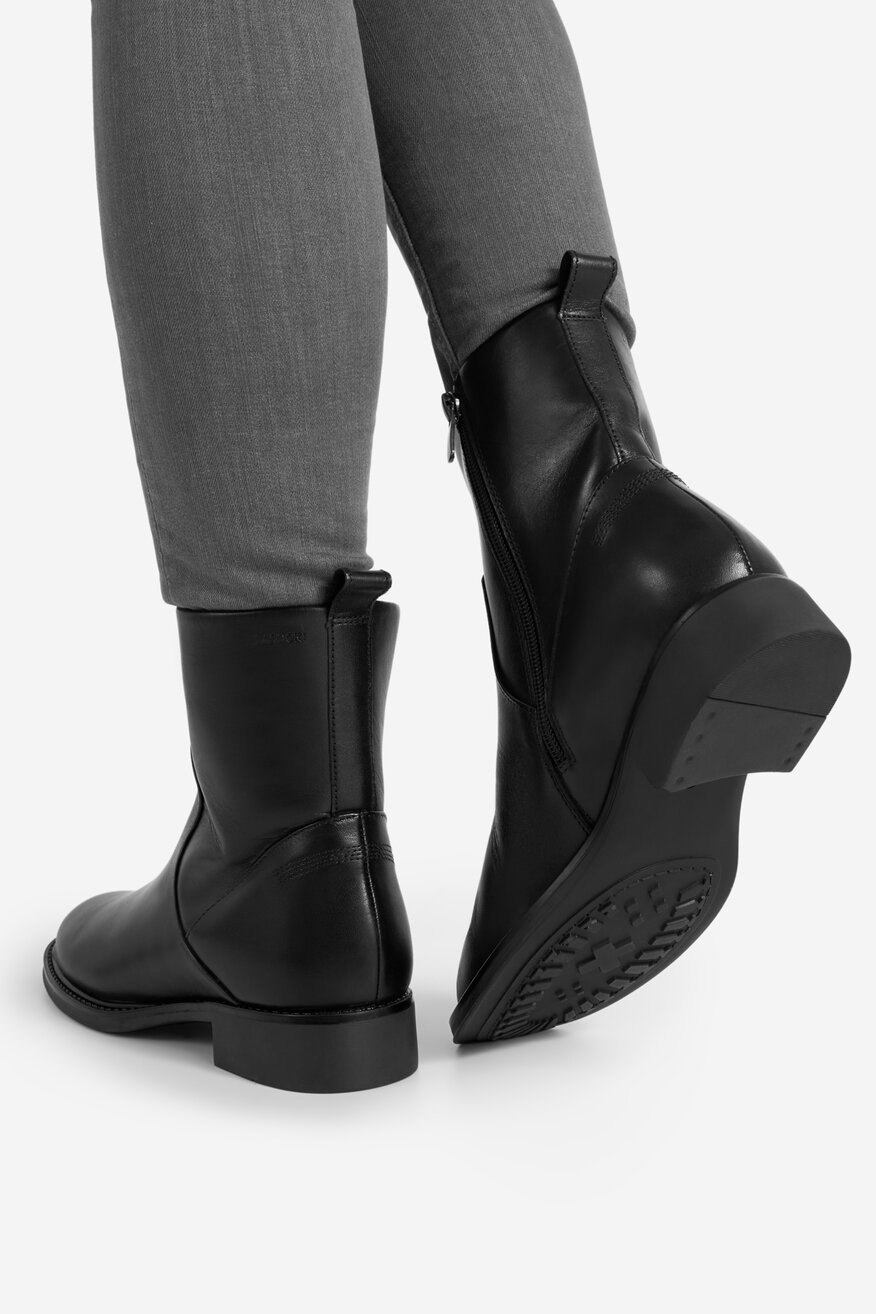 
                Ghete Lasocki NEGRU - 5905588781592