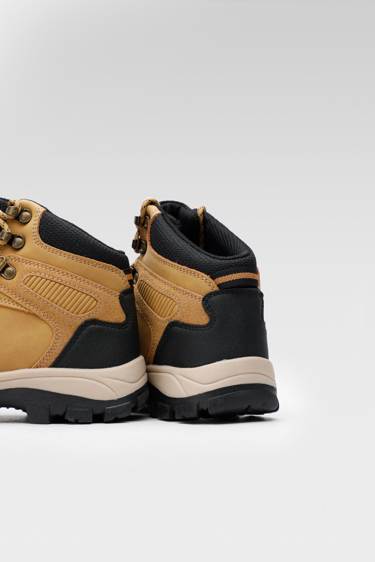 Bocanci SPRANDI EARTH GEAR WP07-11735-01 CREM