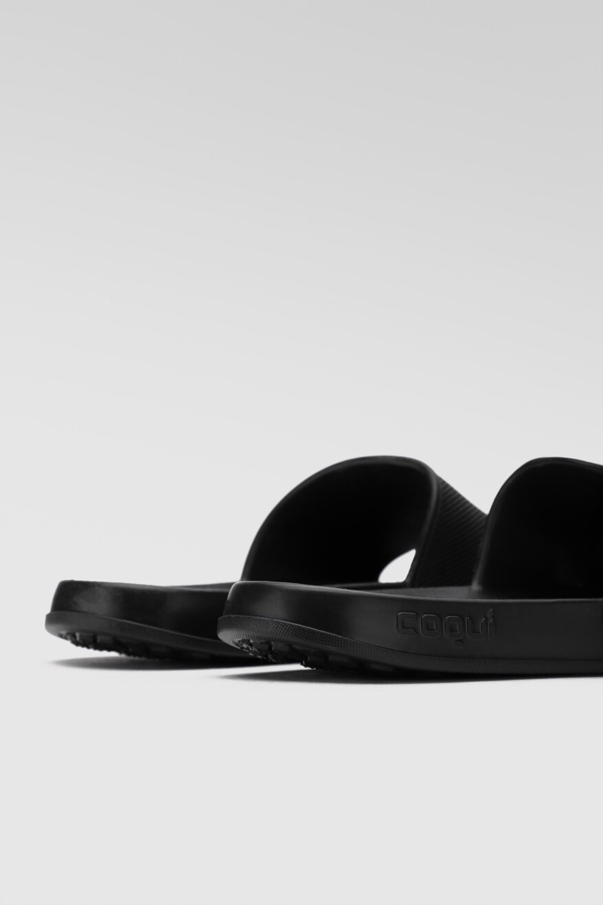 
                Coqui - Klapki basenowe czarne - 5903698477633