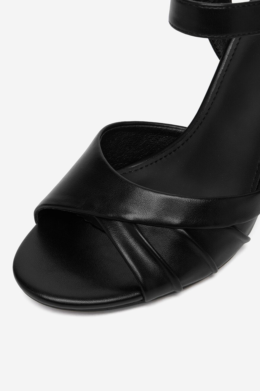 
                Jenny - Sandały - 5906751843352